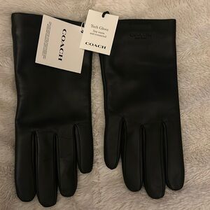 Coach Tech leather gloves